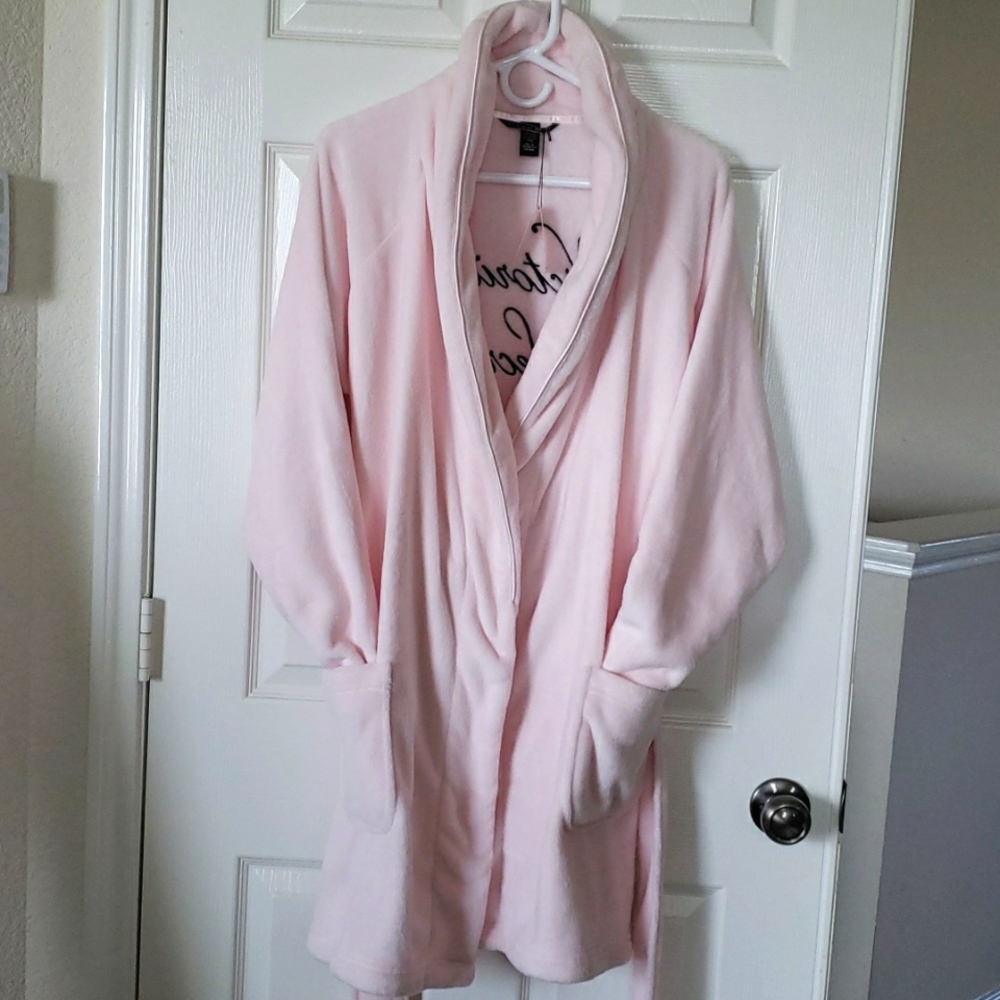 Victoria' Secret Robe (L)